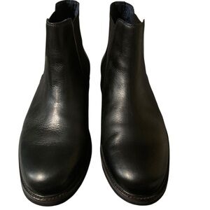 DINALD/PLINER Classic Chelsea Boots